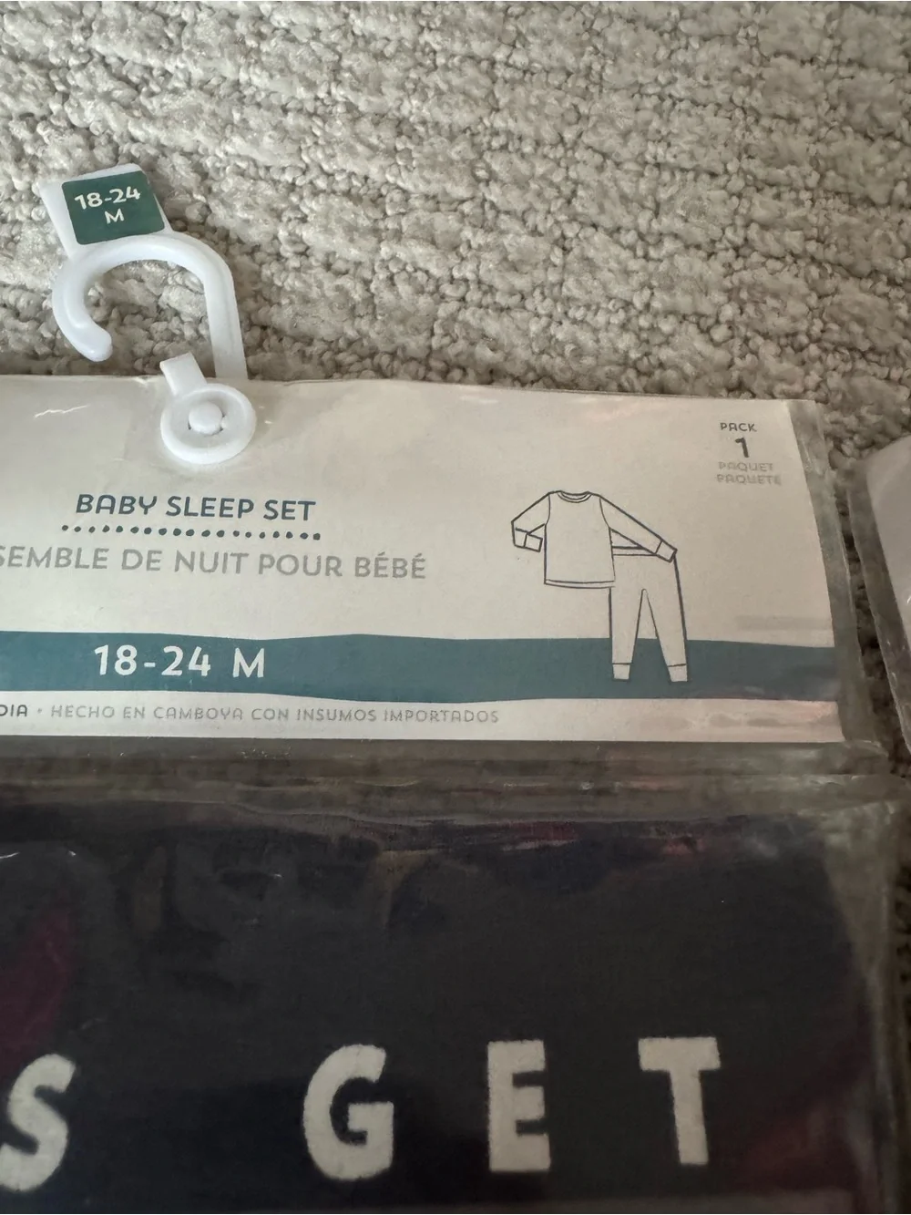 Set of 2 NWT 18-24 mthOld Navy pajama sets - long sleeve
